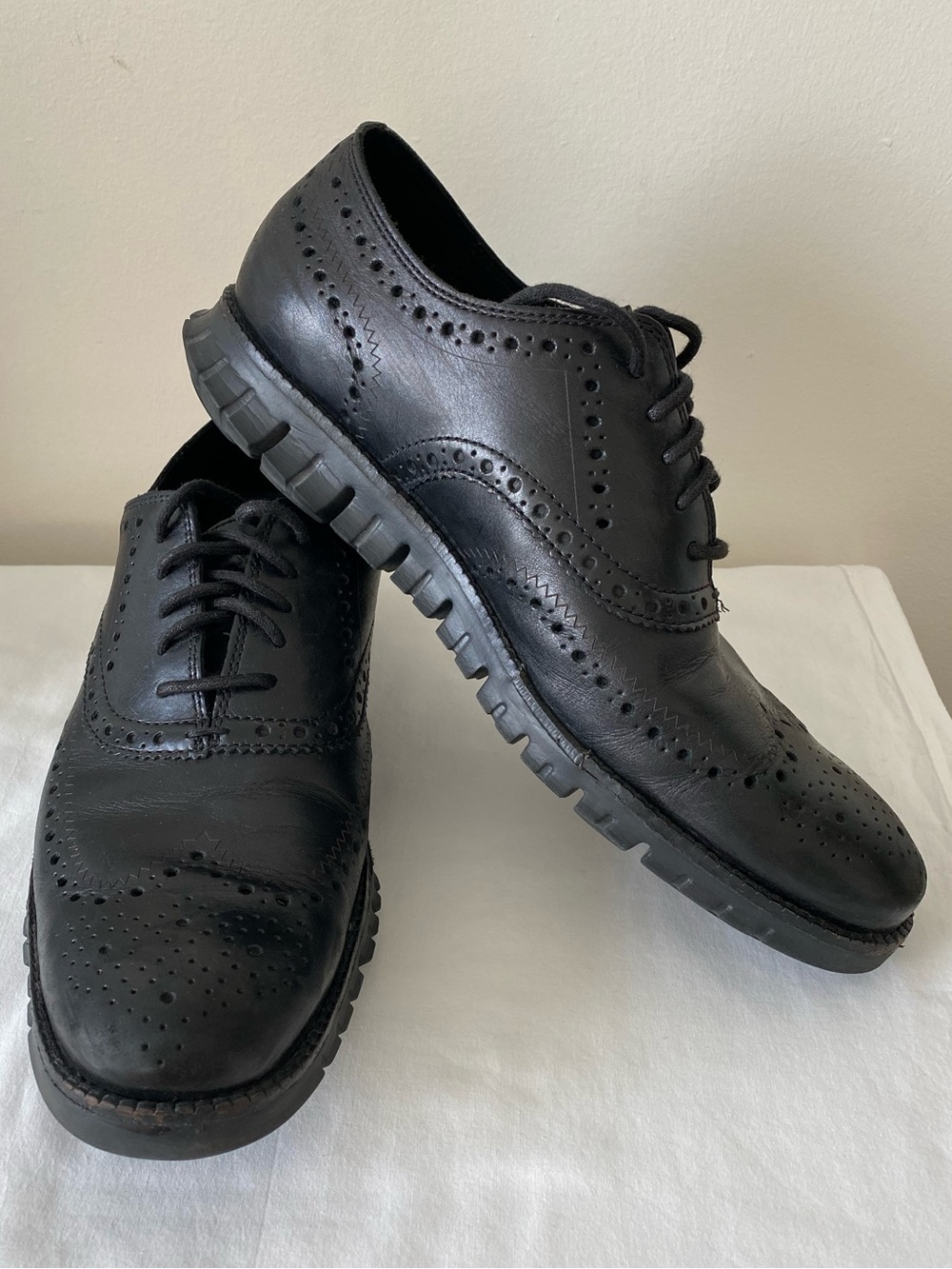 Cole Haan Zerogrand black wingtip Oxford lace-up Sz 9.5